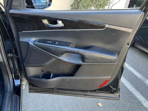 Used 2016 Kia Sorento FWD image 40