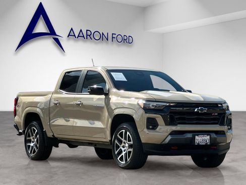 Used 2023 Chevrolet Colorado Z71 w/ Z71 Convenience Package 2 image 7