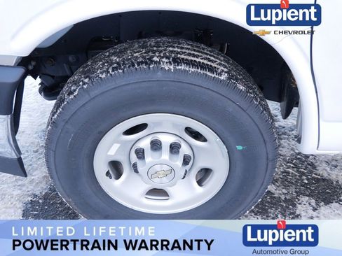 New 2025 Chevrolet Express 3500 w/ Power Convenience Package image 13