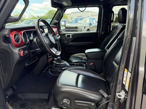 Used 2019 Jeep Wrangler Unlimited Rubicon AWD/4WD image 16