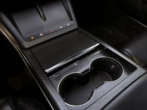 Used 2021 Tesla Model S Plaid image 21