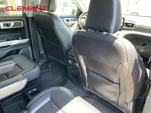 Used 2021 Ford Explorer XLT w/ Equipment Group 202A RWD image 49
