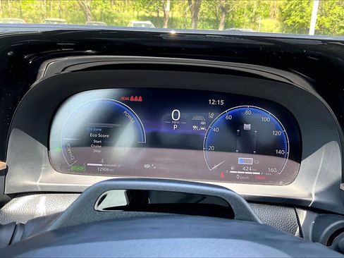 Used 2024 Toyota Crown Limited w/ Advanced Technology Package image 26