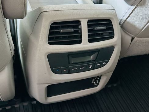 Used 2022 Honda Pilot Special Edition image 30