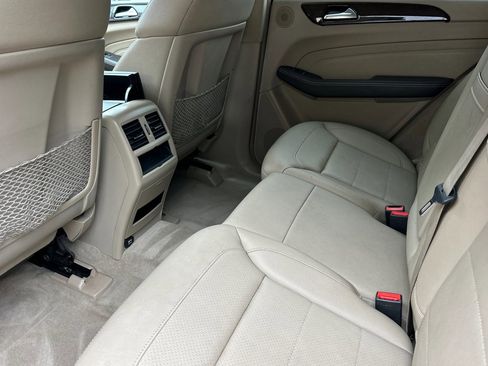 Used 2013 Mercedes-Benz ML 350 4MATIC image 28