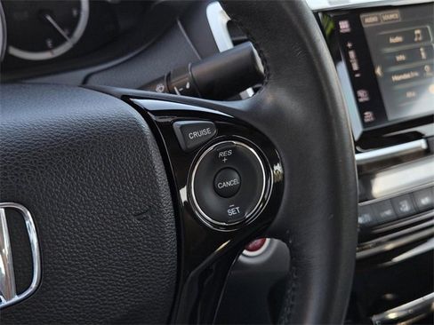 Used 2016 Honda Accord EX-L image 28