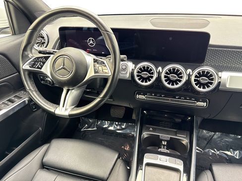 Used 2024 Mercedes-Benz GLB 250 image 50
