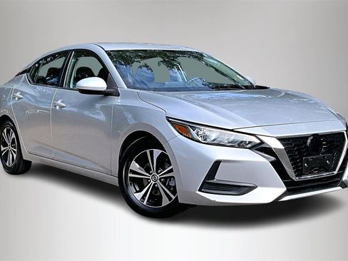 Used 2022 Nissan Sentra SV image 2