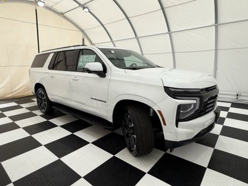 New 2025 Chevrolet Suburban RST w/ RST Capability Package image 9