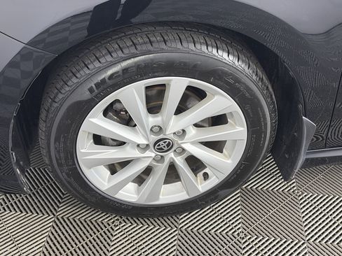Used 2024 Toyota Camry SE FWD image 13