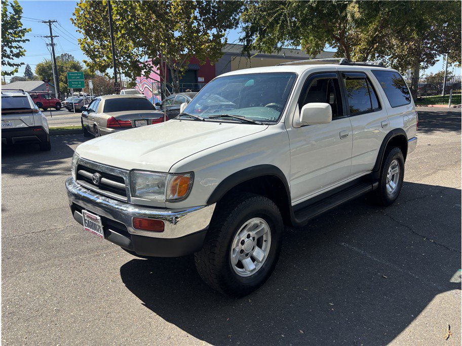 Used 1998 Toyota 4Runner SR5 w/ Preferred Equipment Group 1 AWD/4WD image 1