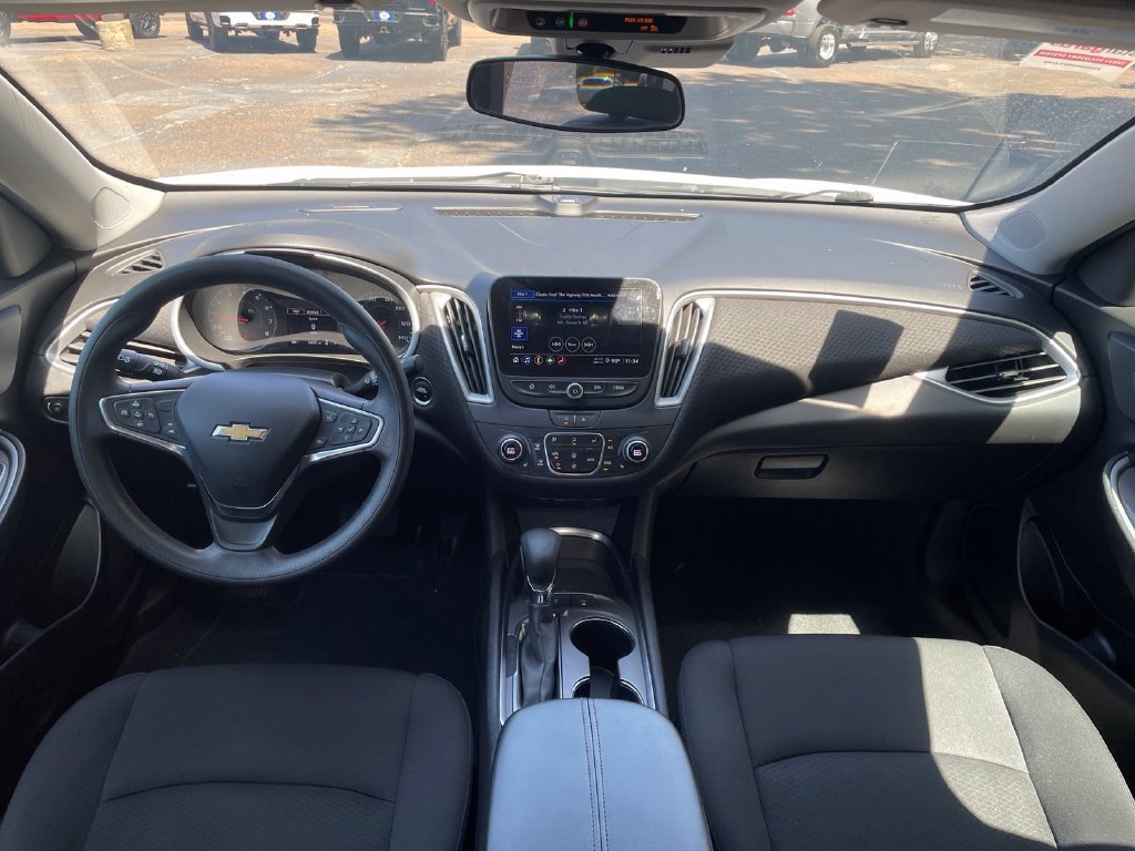 Used 2024 Chevrolet Malibu LT FWD image 26