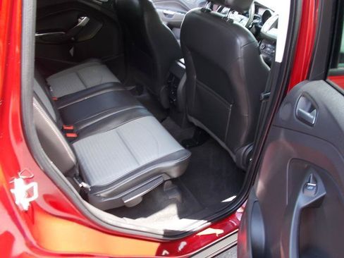 Used 2017 Ford Escape SE w/ Equipment Group 201A AWD/4WD image 23