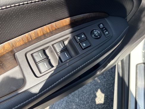 Used 2020 Acura MDX FWD w/ Technology Package image 16