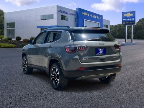 Used 2022 Jeep Compass Limited AWD/4WD image 4