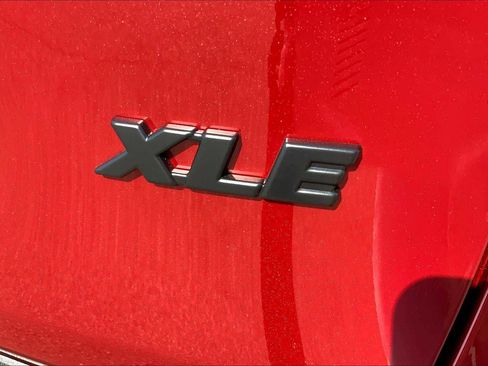 New 2025 Toyota RAV4 XLE image 15