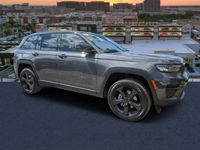 New 2025 Jeep Grand Cherokee Altitude
