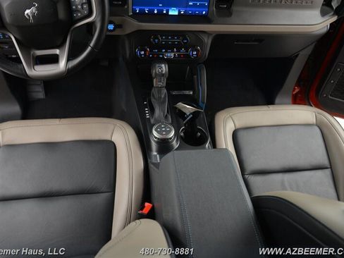 Used 2024 Ford Bronco Wildtrak image 17