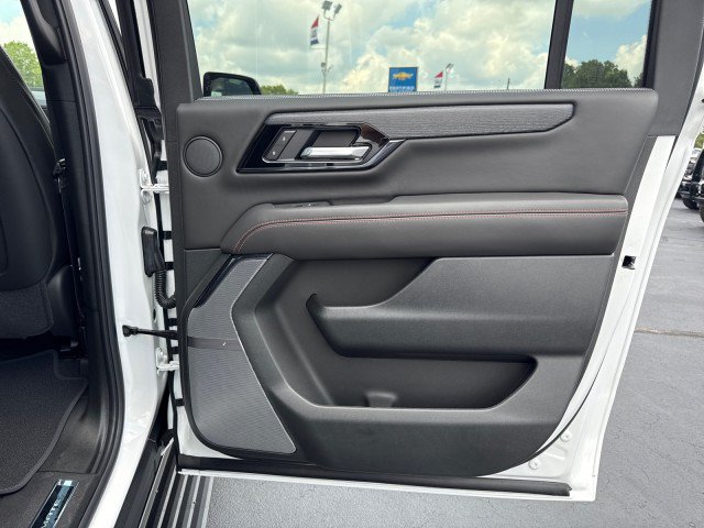 New 2026 GMC Yukon XL AT4 Ultimate AWD/4WD image 19