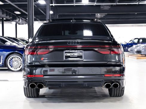 Used 2022 Audi S8 AWD/4WD image 15