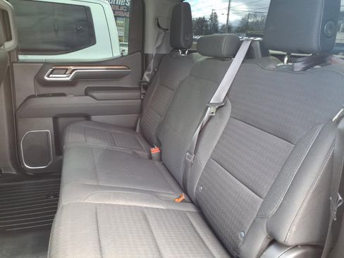 Used 2022 Chevrolet Silverado 1500 LT image 8