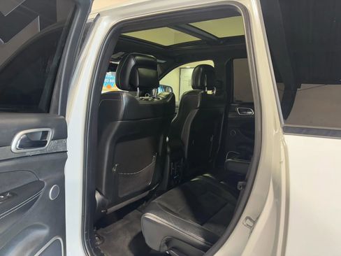 Used 2015 Jeep Grand Cherokee SRT w/ Trailer Tow Group IV image 19