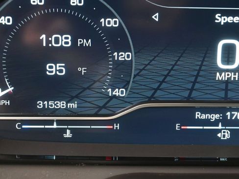 Used 2023 GMC Yukon XL Denali Ultimate AWD/4WD image 10