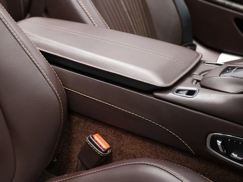 Used 2019 Aston Martin DB11 Volante RWD image 89