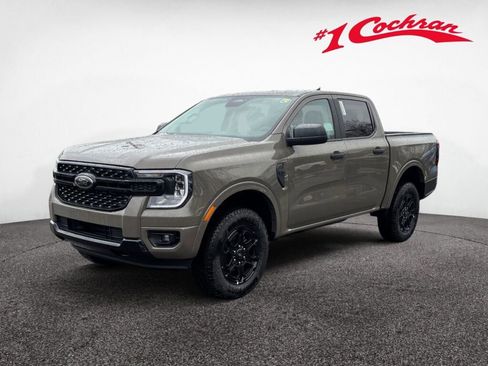 New 2025 Ford Ranger XLT w/ Black Appearance Package image 3