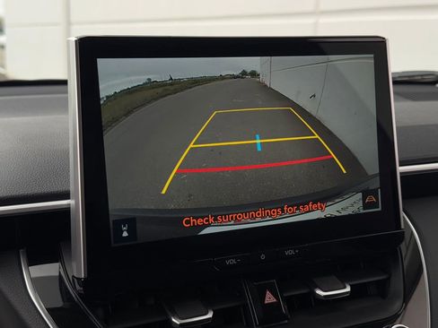 Certified 2026 Toyota Corolla Cross XLE image 20