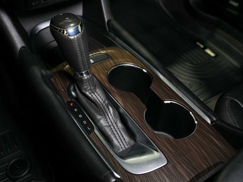 Used 2020 Chevrolet Malibu Premier FWD image 22