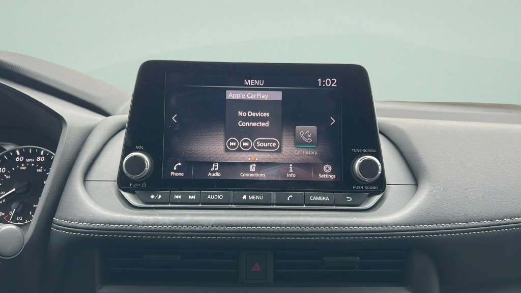 Used 2025 Nissan Rogue S FWD image 21