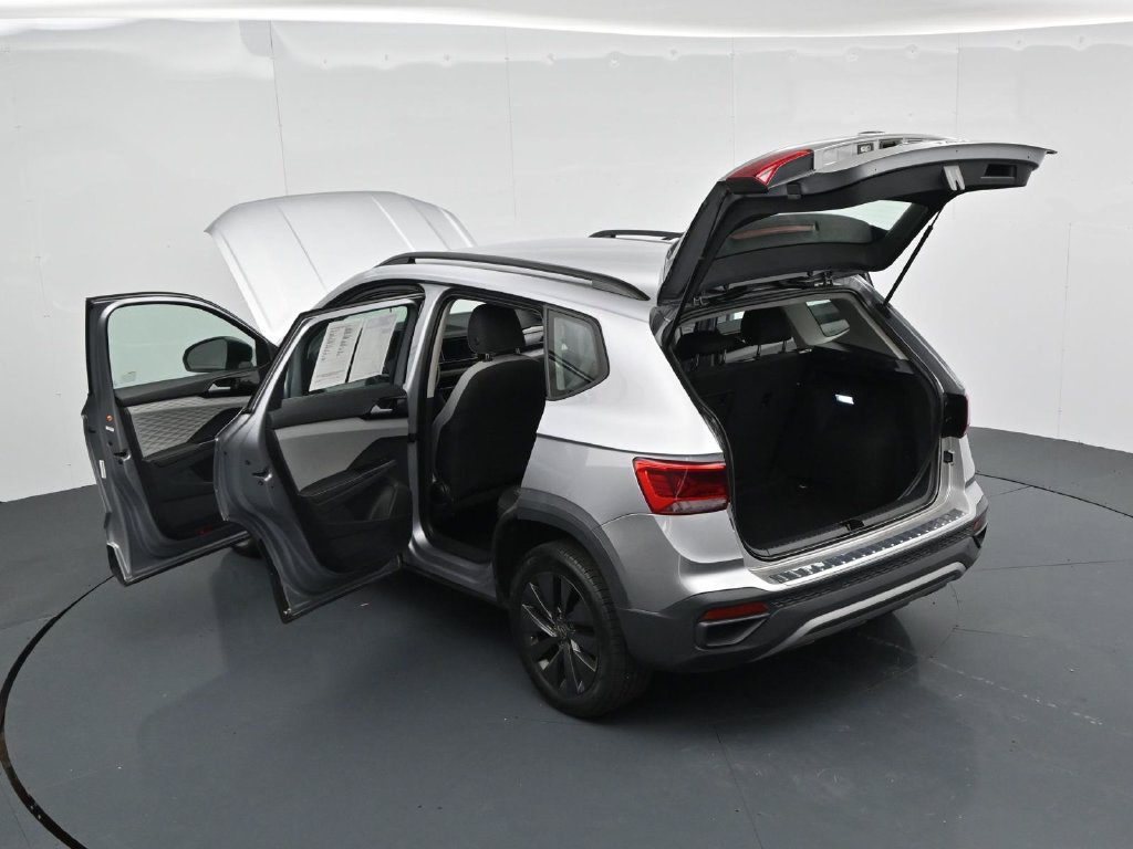 Used 2024 Volkswagen Taos S FWD image 35