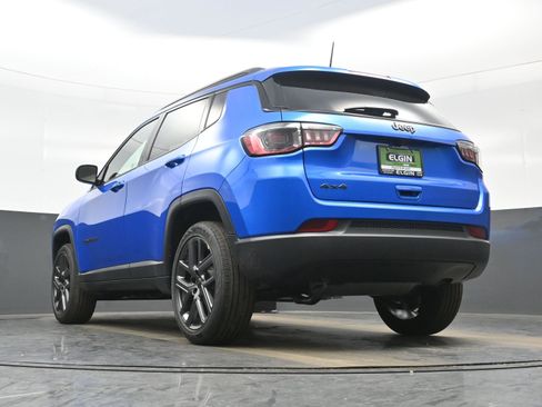 New 2026 Jeep Compass Latitude AWD/4WD image 16