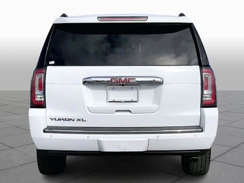 Used 2019 GMC Yukon XL Denali w/ Denali Ultimate Package image 4