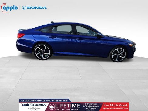Used 2022 Honda Accord Sport image 4