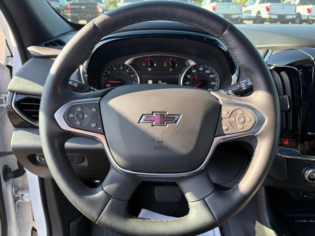 Used 2023 Chevrolet Traverse RS AWD/4WD image 25