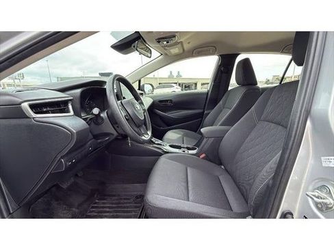 Certified 2025 Toyota Corolla LE FWD image 11