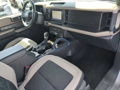 Used 2021 Ford Bronco Wildtrak AWD/4WD image 15