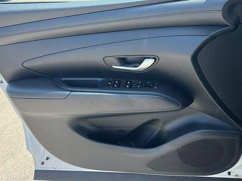 Used 2026 Hyundai Tucson SE FWD image 19