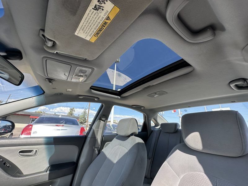 Used 2008 Hyundai Elantra SE FWD image 14