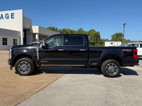 New 2026 Ford F250 Platinum w/ Platinum Plus Package AWD/4WD image 2