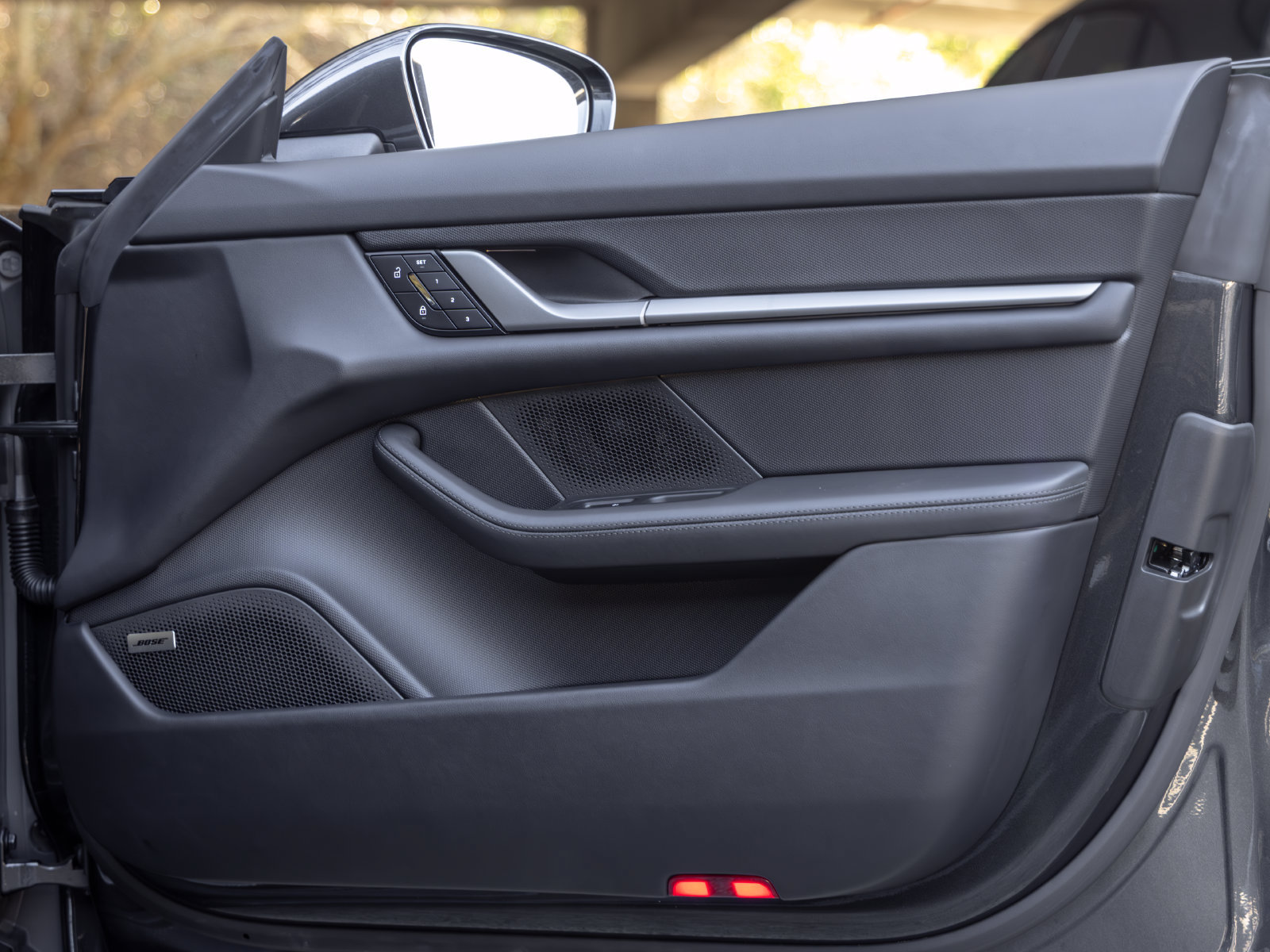 Certified 2026 Porsche Taycan AWD/4WD image 50