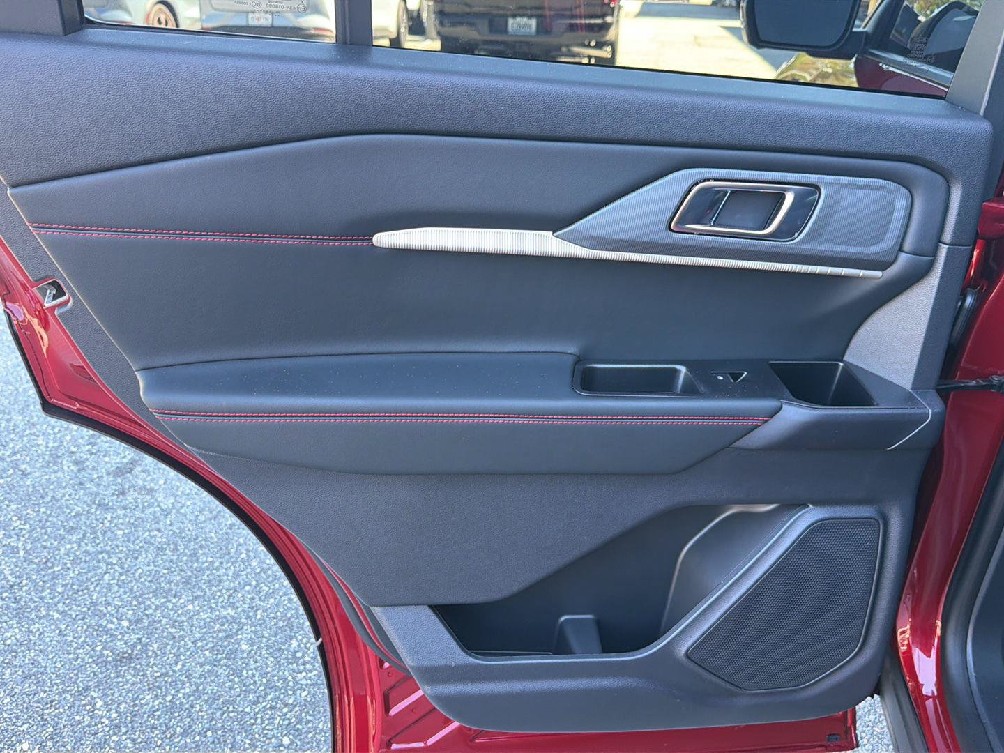 New 2027 Ford Explorer ST-Line w/ Premium Package RWD image 43
