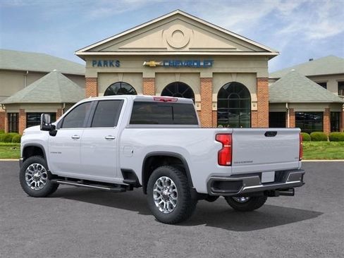 New 2026 Chevrolet Silverado 2500 LTZ w/ LTZ Premium Package AWD/4WD image 4