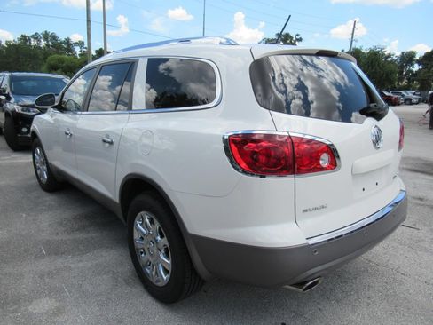 Used 2012 Buick Enclave Leather FWD image 3