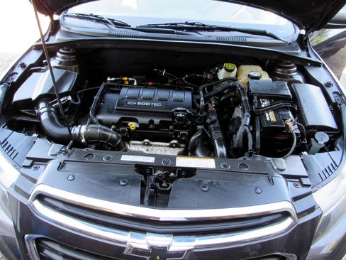 Used 2016 Chevrolet Cruze LT w/ Sun And Sound Package image 16