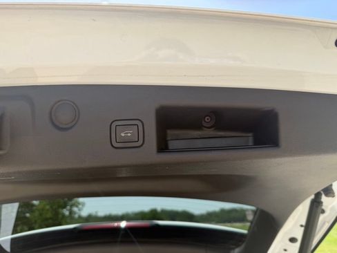 Used 2024 Chevrolet Equinox RS FWD image 7