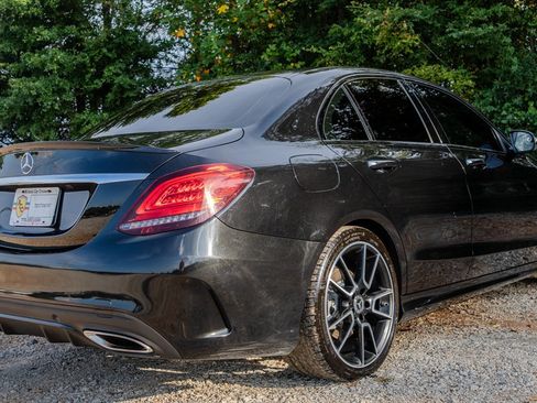 Used 2020 Mercedes-Benz C 300 Sedan image 5