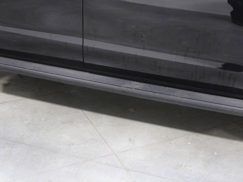 Used 2024 Ford Expedition Max XLT image 12